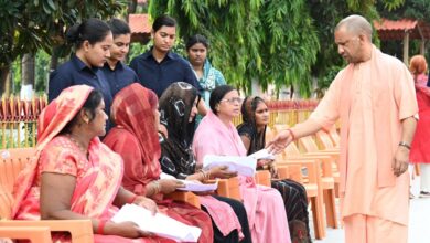 Photo of अस्पताल में भर्ती कराकर पूरा हिसाब मंगाइए, इलाज का खर्च सरकार देगी : मुख्यमंत्री योगी