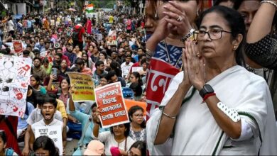 Photo of ममता सरकार ने डॉक्टर्स की बात सोमवार तक नहीं मानी तो अगले दिन से पूर्ण हड़ताल की चेतावनी