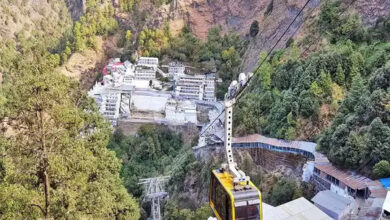 Photo of वंदे भारत ट्रेन में वैष्णो देवी जाने का कितना लगता है किराया, इतने सस्ते में सब रहना-खाना मिलेगा फ्री