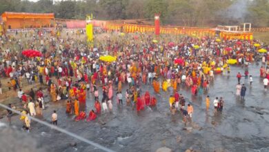 Photo of छठ पूजा के तीसरे दिन डूबते सूर्य को अर्घ्य: कोरबा के घाटों पर श्रद्धालुओं की भारी भीड़