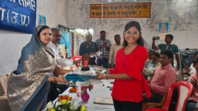 Photo of प्रतिभा सम्मान समारोह मे मेधावी छात्र एवं छात्रों का हुआ सम्मान