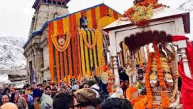 Photo of बाबा केदारनाथ की पंचमुखी चल विग्रह उत्सव डोली पहुंची विश्वनाथ मंदिर