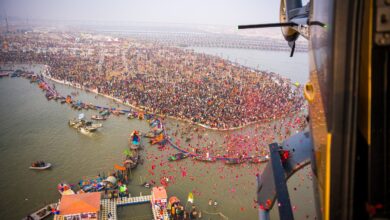 Photo of पौष पूर्णिमा स्नान के दिन श्रद्धालुओं पर समय से नहीं की गई थी पुष्पवर्षा: FIR दर्ज